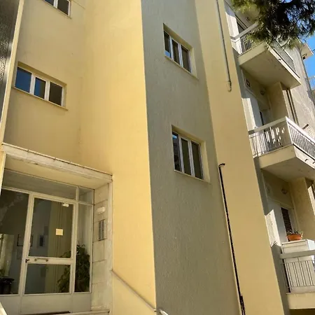 Glyfada House